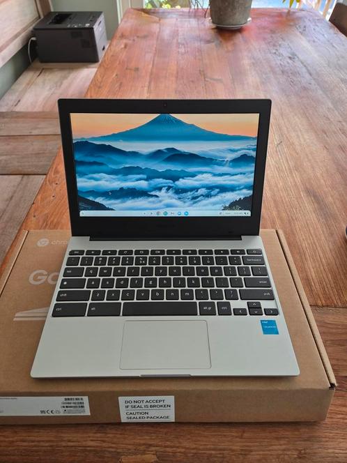 Samsung Galaxy Chromebook, Computers en Software, Windows Laptops, Nieuw, 11 inch, Minder dan 2 Ghz, 4 GB, Ophalen of Verzenden