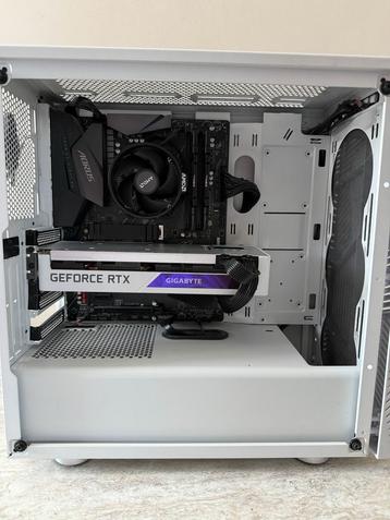 Gaming PC - RTX 3070, Ryzen 5 5600X, 16GB RAM, 2TB SSD beschikbaar voor biedingen
