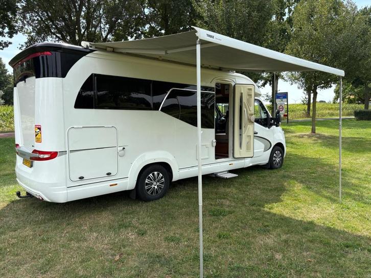 Hobby 65 GE Enkele bedden, 3 zonnepanelen, trekhaak. Totaal, Caravans en Kamperen, Campers, Bedrijf, tot en met 2, Half-integraal