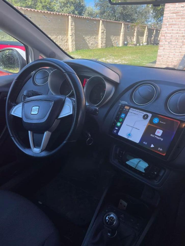 Seat Ibiza - 2008-2015 - Carplay 2GB/32GB - Montage, Auto diversen, Autoradio's, Nieuw, Ophalen of Verzenden