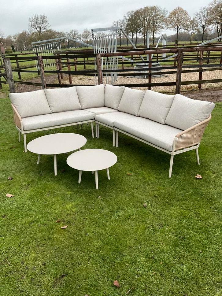 Nieuwe hoekloungeset van 215x275, dikke kussens, ecru, Tuin en Terras, Tuinsets en Loungesets, Zo goed als nieuw, Loungeset, Aluminium