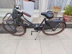 26 inch omafiets/damesfiets  Met rekje voorop 65 €, Fietsen en Brommers, Ophalen, Gebruikt, Handrem