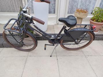 26 inch omafiets/damesfiets  Met rekje voorop 65 € beschikbaar voor biedingen