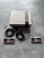 Nintendo NES Behuizing + 2 Controllers - Mini PC Project, Spelcomputers en Games, Spelcomputers | Nintendo NES, Ophalen of Verzenden