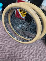 Wielen /banden voor Mobylette Motobecane AV3, Fietsen en Brommers, Brommeronderdelen | Oldtimers, Ophalen of Verzenden, Gebruikt