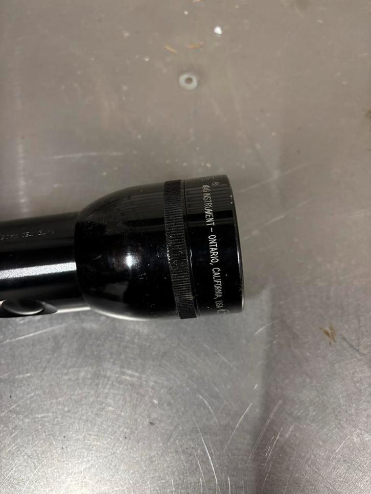 Maglite 2D Zaklamp - Klassieker!, Doe-het-zelf en Verbouw, Overige Doe-het-zelf en Verbouw, Gebruikt, Ophalen of Verzenden