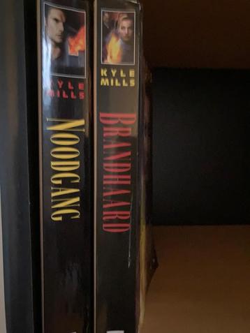 2 spannende thrillers van Kyle Mills beschikbaar voor biedingen