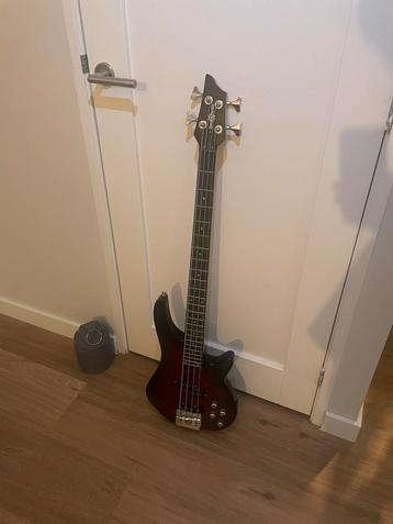 Gear4Music basgitaar (beginnerset + miniversterker en tas) beschikbaar voor biedingen