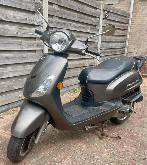Sym Fiddle 2 blauw plaatje 2017, Fietsen en Brommers, Scooters | SYM, Gebruikt, Fiddle, Maximaal 25 km/u, Benzine, Ophalen