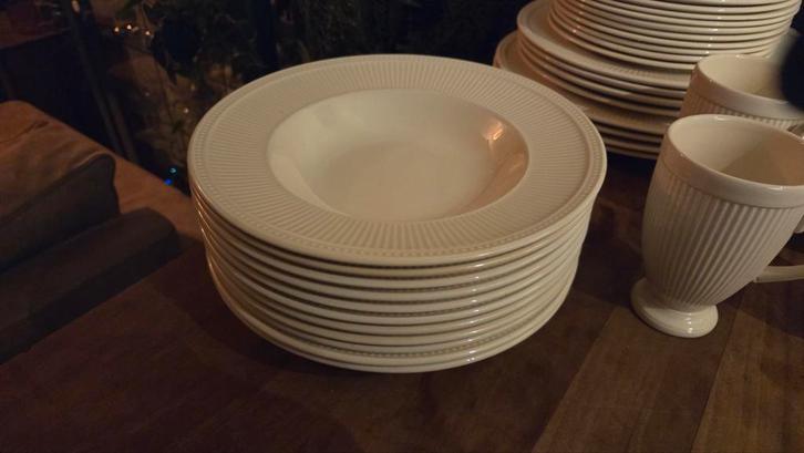 Wedgwood Windsor, diepe borden, 11 stuks, Antiek en Kunst, Antiek | Servies compleet, Ophalen of Verzenden