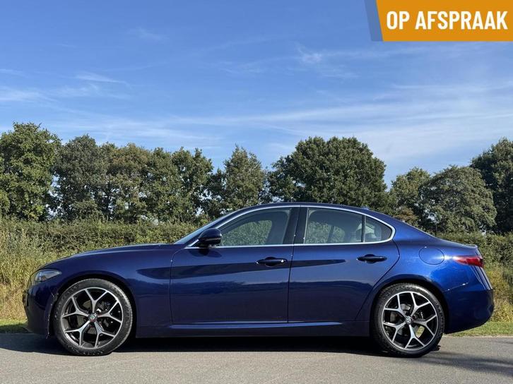 Alfa Romeo Giulia 2.0T RWD Veloce stoelen, 19inch, 86dkm,, Auto's, Alfa Romeo, Bedrijf, Te koop, Giulia, ABS, Achteruitrijcamera