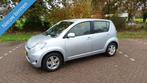 Daihatsu Sirion Airco / Elek pakket (bj 2009), Auto's, Daihatsu, Voorwielaandrijving, Gebruikt, Zwart, 4 cilinders