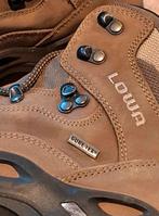 Nieuwe Lowa Renegade GTX Wandelschoenen - Maat 5 / 38, Kleding | Dames, Schoenen, Bruin, Lowa, Zo goed als nieuw, Wandelschoenen