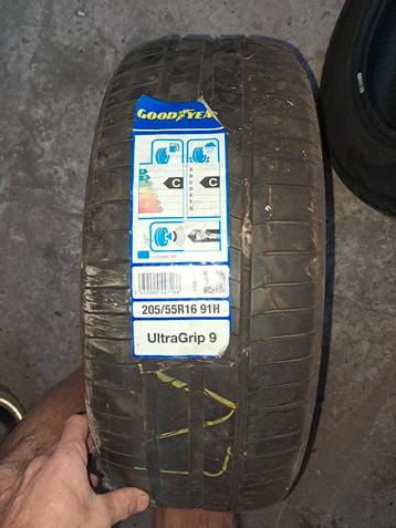 2 Michelin 255/55/16