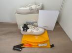 Stone Island x New Balance 272 Wit - Maat 42.5 Nieuw, Ophalen of Verzenden, Nieuw, Wit, Sneakers of Gympen