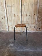 Arne Jacobsen Fritz Hansen dot stool kruk vintage design, Ophalen, Gebruikt, Hout