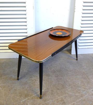 Prachtige vintage midcentury salontafel  beschikbaar voor biedingen