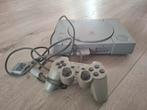 Playstation 1 met 1 controller, Spelcomputers en Games, Spelcomputers | Sony PlayStation 1, Ophalen, Zo goed als nieuw, Met 1 controller