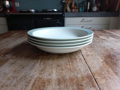 Regout pastel 4x diepe borden celadon, Antiek en Kunst, Antiek | Servies los, Ophalen of Verzenden