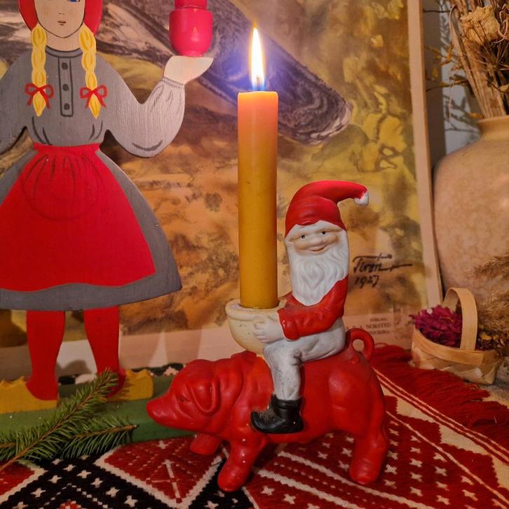 Zweedse Tomte op Varken Kabouter Kerstversiering Kandelaar, Diversen, Kerst, Gebruikt, Ophalen of Verzenden
