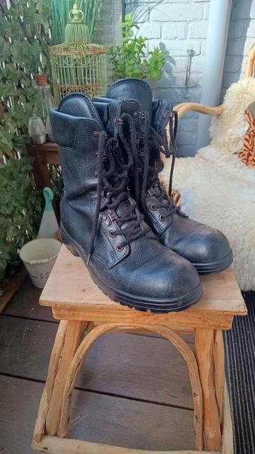 Leren boots kisten leger Kinky Mt 44 beschikbaar voor biedingen