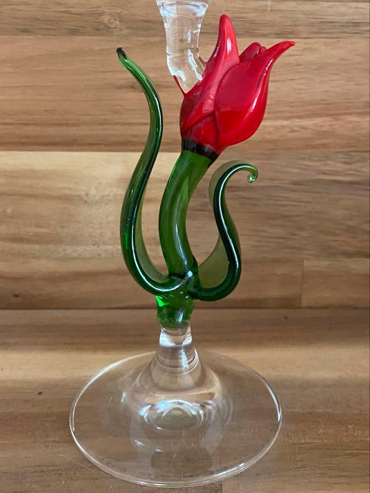 Wijnglas met een unieke hals, in vorm van rode tulp., Antiek en Kunst, Antiek | Glas en Kristal, Ophalen of Verzenden