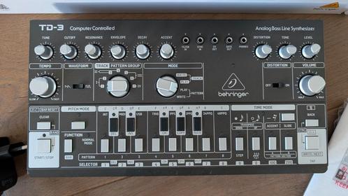 Behringer TD-3-BK, Muziek en Instrumenten, Synthesizers, Zo goed als nieuw, Overige aantallen, Overige merken, Ophalen of Verzenden