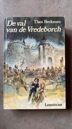 De val van de Vredeborch, Thea Beckman, Ophalen of Verzenden, Zo goed als nieuw