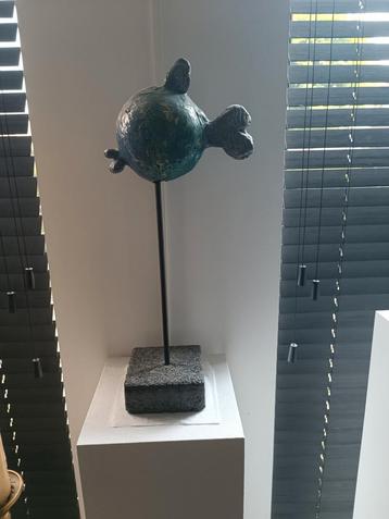 Kunstwerk "als een vis in het water" beschikbaar voor biedingen