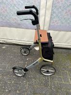 Te koop hele nette Rollator lichtgewicht merk trust care, Ophalen, Opvouwbaar, Gebruikt