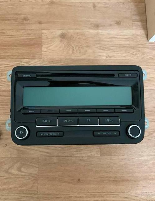 Autoradio VW RCD 310 low eu g+ bvx, Auto diversen, Autoradio's, Zo goed als nieuw, Ophalen of Verzenden