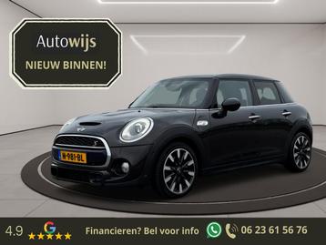 Mini Mini 2.0 Cooper S Chili Serious Business|Leder|Camera|S beschikbaar voor biedingen