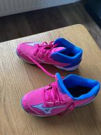 Roze Mizuno kunstgras Schoenen - Maat 40, Ophalen of Verzenden, Zo goed als nieuw, Schoenen