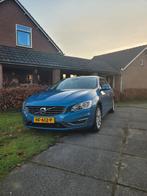 Volvo V60 D2 120pk Start/stop 2015 Blauw, Auto's, Voorwielaandrijving, 4 cilinders, 1969 cc, Blauw