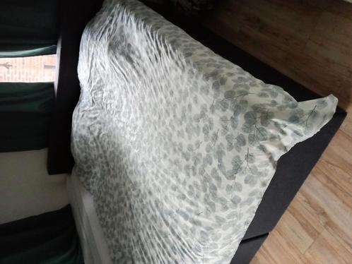 Boxspring met nwe topmatras en bergruimte, Huis en Inrichting, Slaapkamer | Boxsprings, Zo goed als nieuw, 180 cm, 200 cm, Tweepersoons