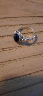 Antieke, zilveren ring met onyx. Maat 17., Sieraden, Tassen en Uiterlijk, Antieke sieraden, Ophalen of Verzenden, Zilver, Ring