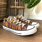 Converse All Stars - Tijgerprint - Maat 36 ,5 / 37, Ophalen of Verzenden, Zo goed als nieuw, Bruin, Sneakers of Gympen