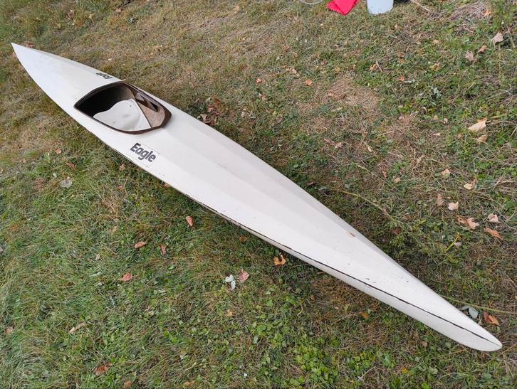 Kayak: Pijlsnel, zeer compleet, vederlicht en in goede staat, Watersport en Boten, Kajaks, Zo goed als nieuw, 1-persoons, Ophalen