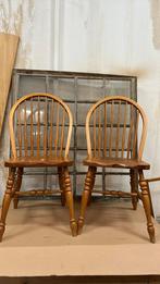 2 leuke zweedse modellen stoelen, Ophalen of Verzenden