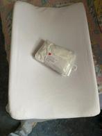 aankleedkussen met twee extra hoezen, Kinderen en Baby's, Badjes en Verzorging, Ophalen, Zo goed als nieuw, Aankleedkussen, Prenatal