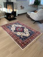 Prachtig Sfeervol Vintage Vloerkleed Gemaakt van Zijde., Ophalen