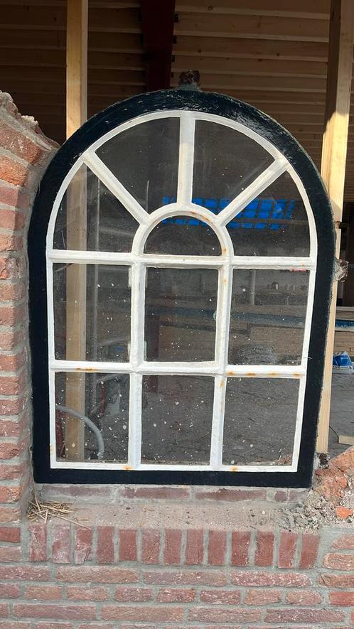 Oude gietijzeren stalramen, Doe-het-zelf en Verbouw, Glas en Ramen, Zo goed als nieuw, Gevelraam of Ruit, Minder dan 80 cm, Minder dan 80 cm
