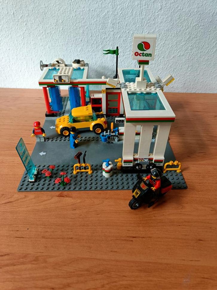 Lego City 7993 Octan tankstation met wasstraat, Kinderen en Baby's, Speelgoed | Duplo en Lego, Gebruikt, Lego, Complete set, Ophalen of Verzenden