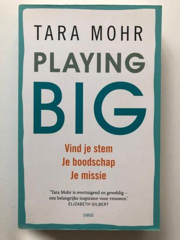 Playing big voor vrouwen beschikbaar voor biedingen