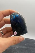 Labradoriet, Verzenden, Zo goed als nieuw