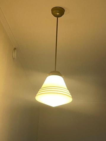 Drie originele Gispen hanglampen, opaalglas, mooie deal beschikbaar voor biedingen
