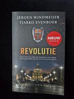 Revolutie (Jeroen Windmeijer & Tjarko Evenboer), Boeken, Thrillers, Ophalen of Verzenden, Zo goed als nieuw