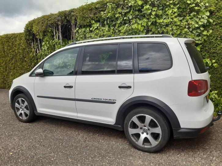 Volkswagen Touran 1.4 TSI 103KW Dsg7 Cross 2012 Wit, Auto's, Volkswagen, Particulier, Touran, Benzine, C, MPV, Automaat, Geïmporteerd