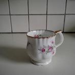 Douwe egberts mok elizabethan, Huis en Inrichting, Keuken | Servies, Ophalen of Verzenden, Porselein, Overige stijlen, Kop(pen) en/of Schotel(s)