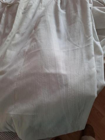 Vitrage kant en klaar met loodzoom beschikbaar voor biedingen